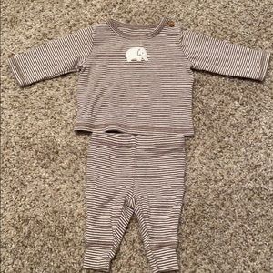 Newborn Carter’s set